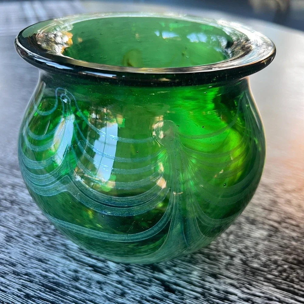 Blown Glass Vase - greenwith blue/gold scallop‎ swirls